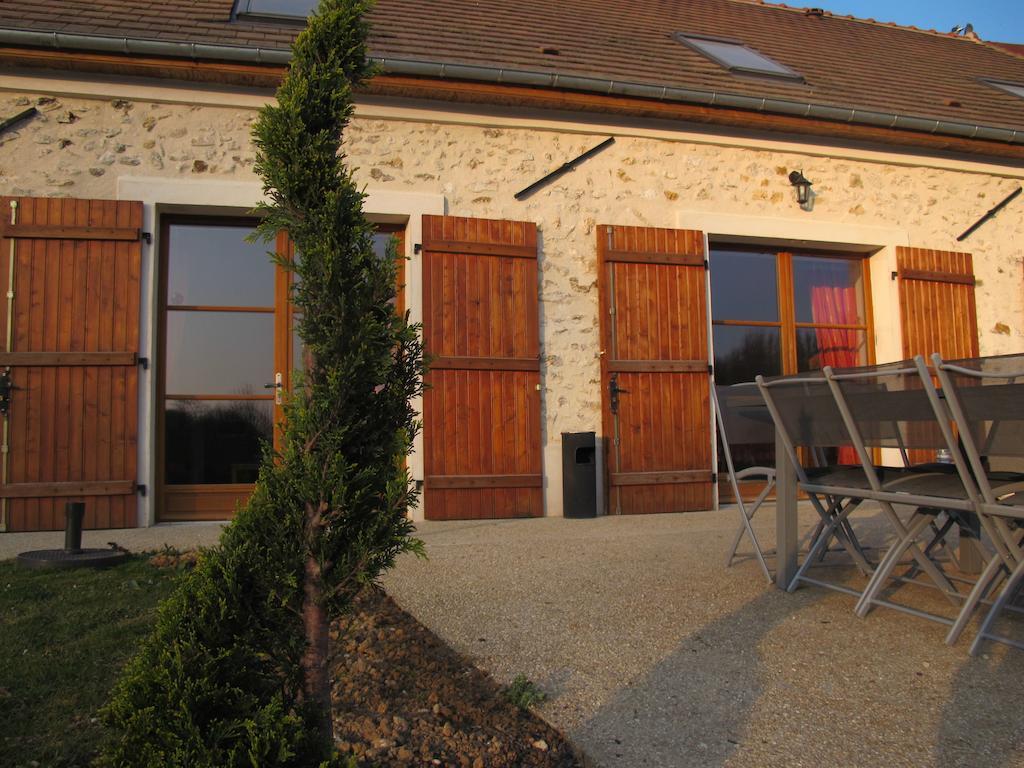 Au Domelia Provinois Hotel Cerneux Luaran gambar