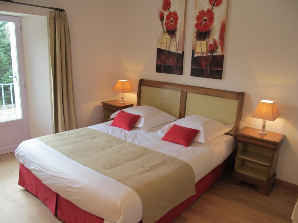 Au Domelia Provinois Hotel Cerneux Bilik gambar