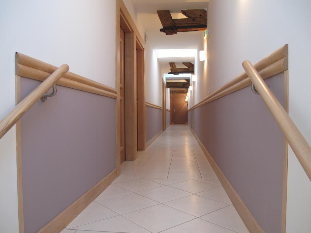Au Domelia Provinois Hotel Cerneux Luaran gambar